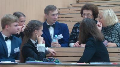 Конкурс-виставка молодіжних інноваційних проектів “Майбутнє України”